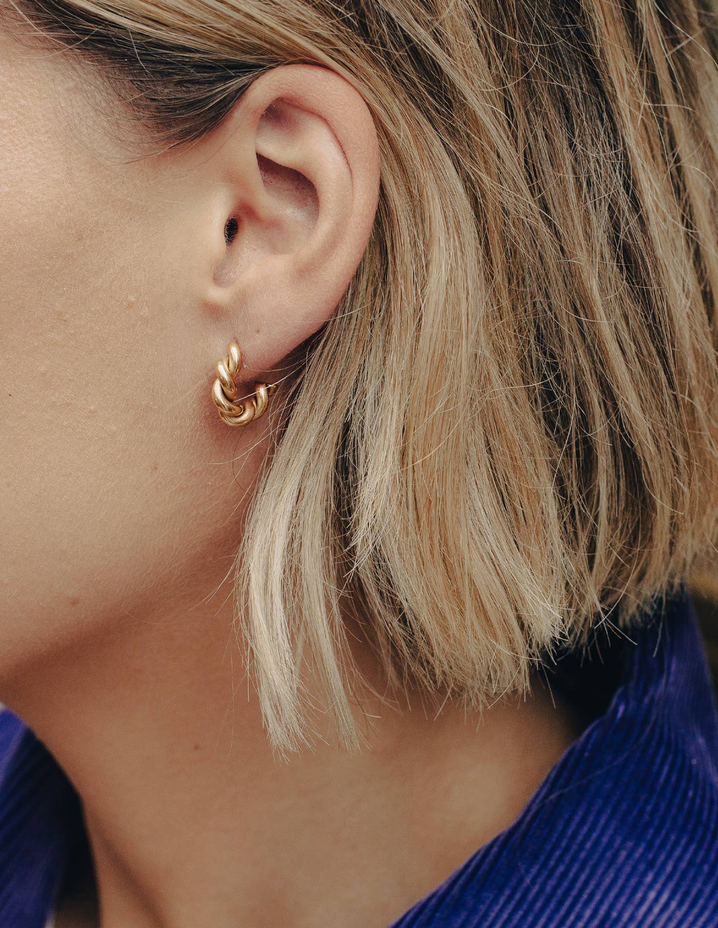 Gold Ridge Twist Hoop Earrings