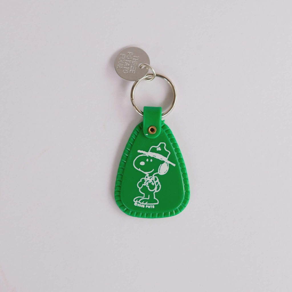 Snoopy Beagle Scout keyring Peanuts Snoopy keyring