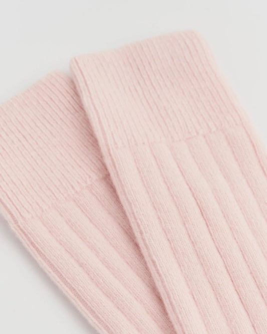 Merino Bed Socks in Frosting Pink